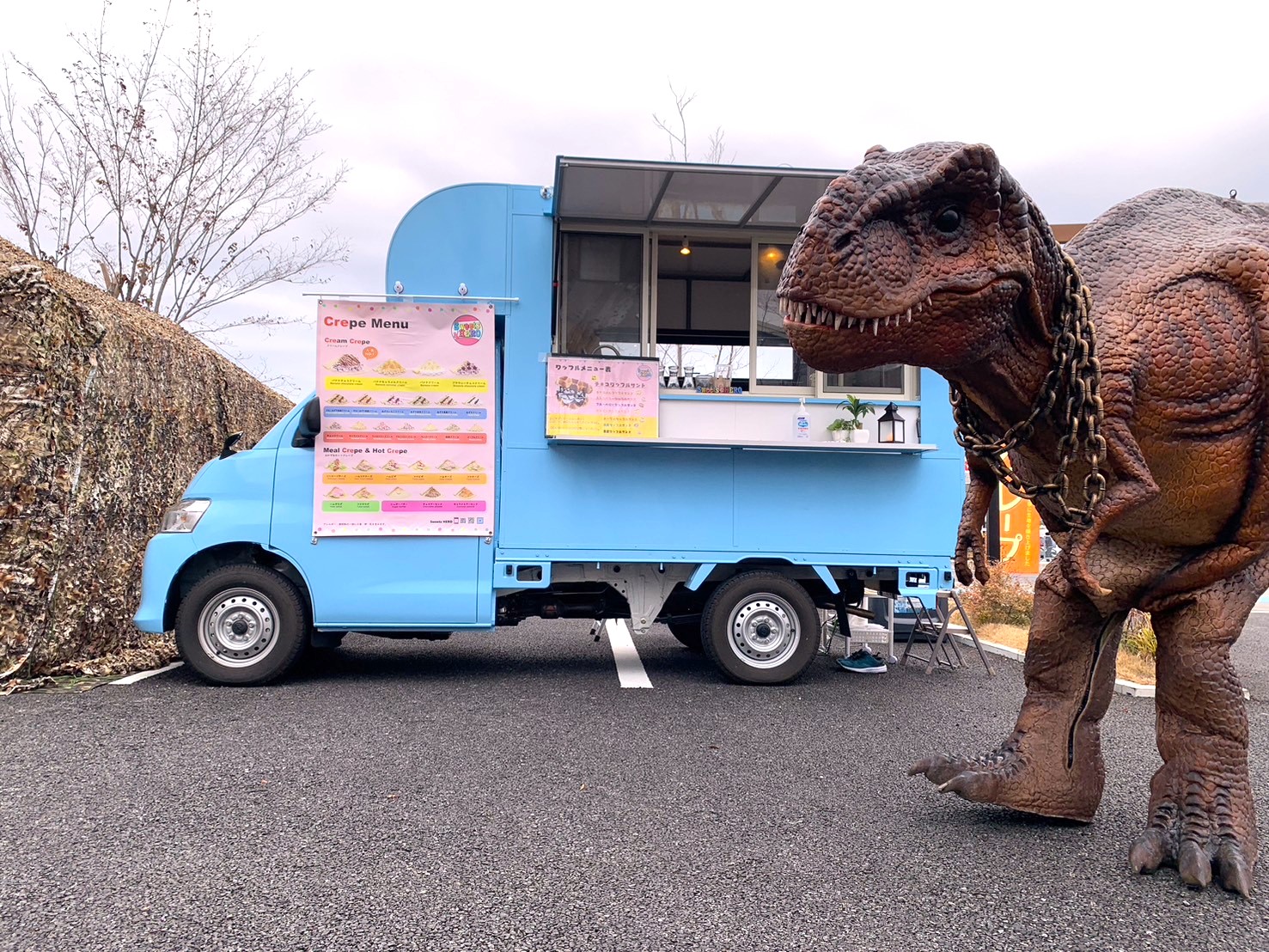 アイ工務店の新春イベントにクレープのキッチンカーで出店中