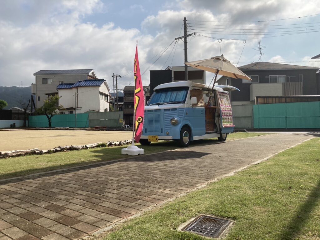 SKY-BLUE-CAFEさんクレープキッチンカーでだんじり祭りに登場